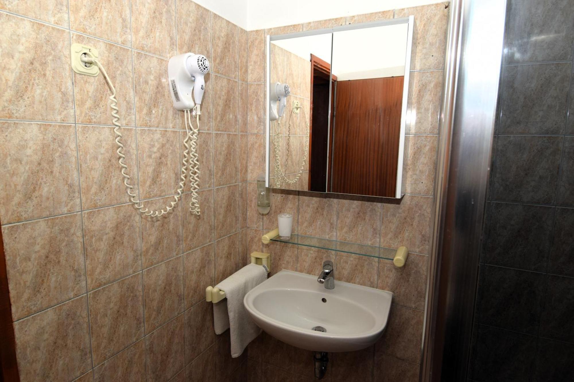 Guesthouse Zagora Пула Екстериор снимка